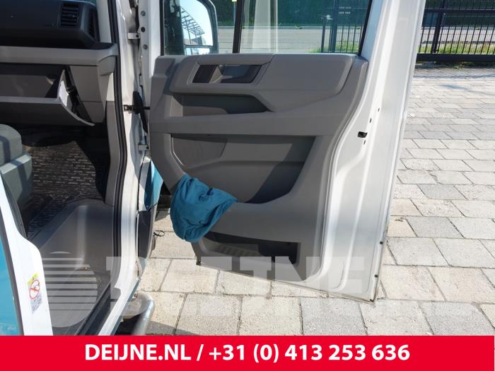 Volkswagen Crafter Türschlossmechanik 2-türig rechts O217448