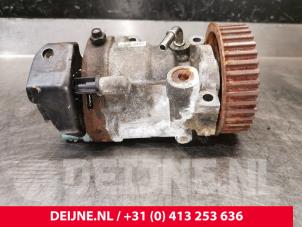 Nissan NV200 Power steering pump O217502 photo 3