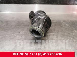 Volvo XC60 Intercooler Rohr O217512 foto 3