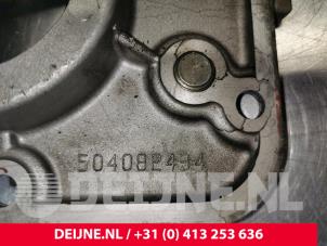 Iveco Daily Distributiedeksel O217516 foto 3
