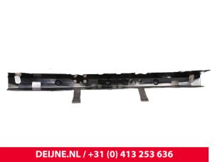 Peugeot Partner Bumpervulling voor O9990002194 foto 3