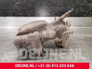 Ford Transit Remklauw (Tang) links-achter O217615 foto 2