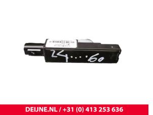 BYD Atto 3 Antenna Amplifier O217642 photo 2