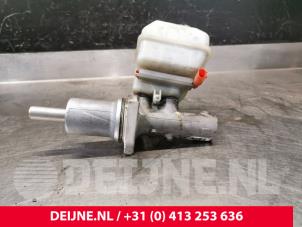 Gebruikte Hoofdremcilinder Volkswagen Crafter 2.5 TDI 30/32/35/46/50 Prijs € 48,40 Inclusief btw aangeboden door van Deijne Onderdelen Uden B.V.