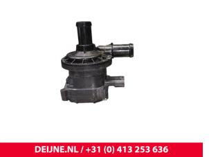 BYD Atto 3 Extra waterpomp O217763 foto 2
