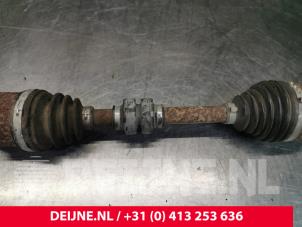 Nissan NV200 Front drive shaft, left O217779 photo 3