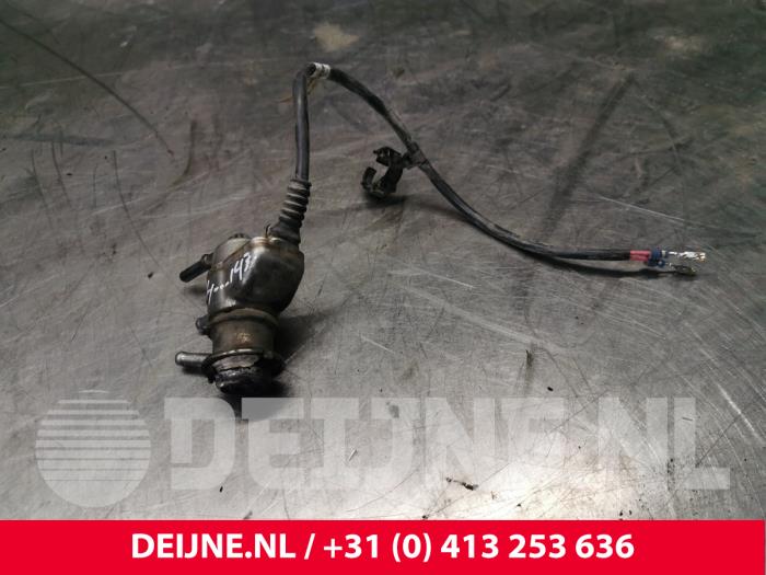 Gebruikte Injector adblue Volkswagen Crafter (SY) 2.0 TDI FWD Prijs € 145,20 Inclusief btw aangeboden door van Deijne Onderdelen Uden B.V.