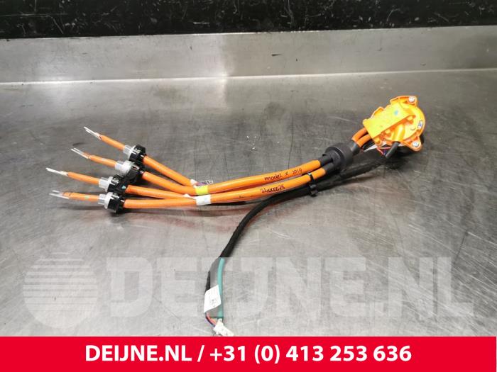Tesla Model X Oplaadpunt stekker aansluiting O217835