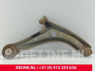 Ford Transit Courier Querlenker unten links vorne O217945 foto 2