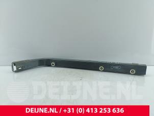 Ford Transit Courier Schuifdeur Rail rechts O217973 foto 3
