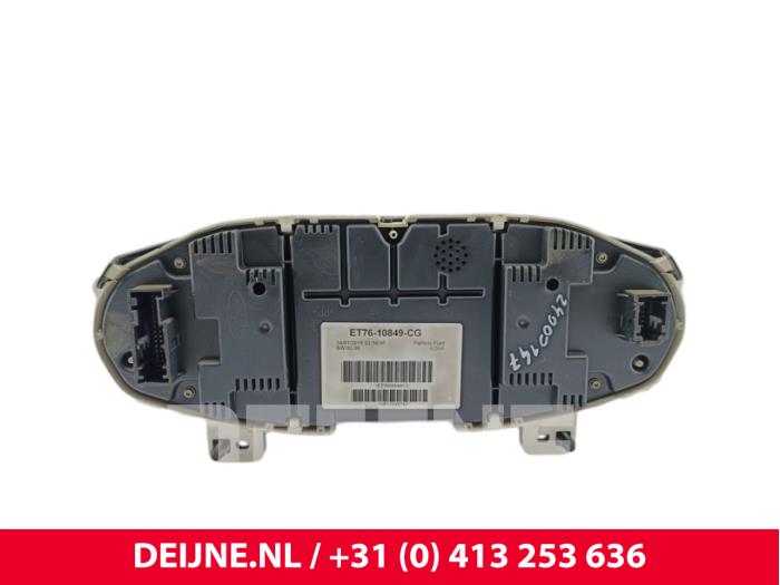 Ford Transit Courier Odometer KM O217955