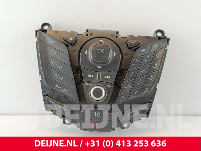 Ford Transit Courier Radiobedienfeld O217963