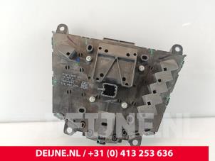 Ford Transit Courier Radiobedienfeld O217963 foto 2