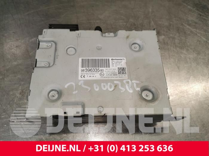 Toyota Pro-Ace Radio module O218010