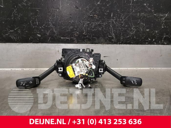 Volkswagen Caddy Steering column stalk O218028