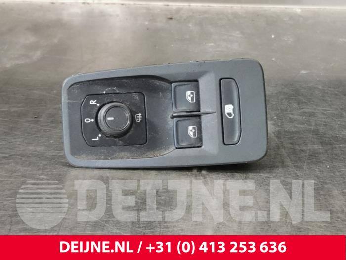 Volkswagen Caddy Electric window switch O218033
