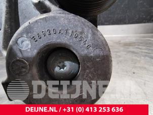 Porsche Cayenne Spannrolle Multiriemen O218244 foto 3