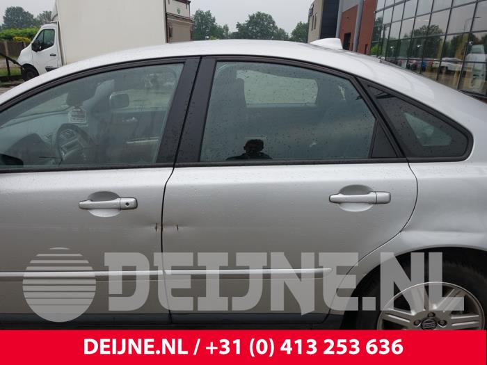 Volvo S40 Tür 4-türig links hinten O218319