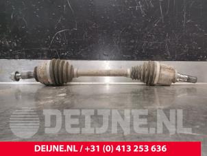 Opel Vivaro Aandrijfas links-voor O218530 foto 2
