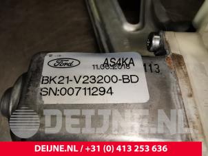Ford Transit Custom Ruitmechaniek 2Deurs rechts-voor O218604 foto 3