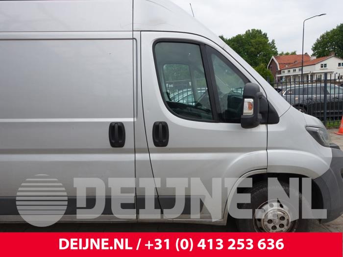 Peugeot Boxer Door 2-door, right O218637