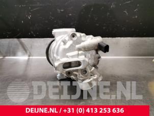 Volkswagen Caddy Air conditioning pump O218699 photo 3