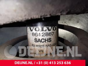 Volvo C70 Stoßdämpferstrebe rechts vorne O218837 foto 3
