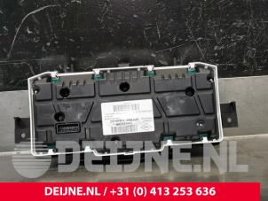 Renault Trafic Kilometerteller KM O218871 foto 2