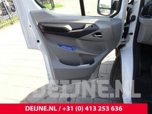 Maxus eDeliver 9 Portier 2Deurs links O219132 foto 2