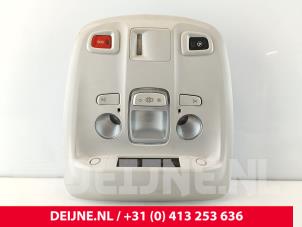 Gebruikte Binnenverlichting voor Citroen Jumpy 2.0 Blue HDI 120 Prijs € 66,55 Inclusief btw aangeboden door van Deijne Onderdelen Uden B.V.