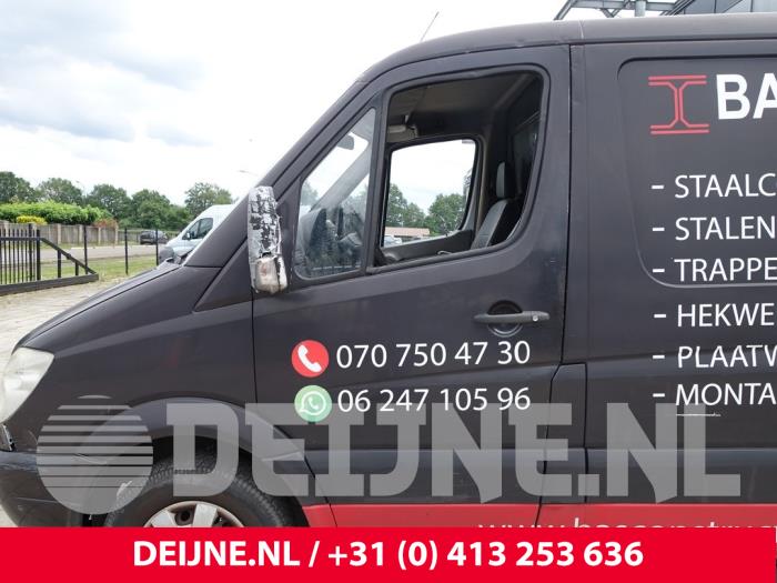 Mercedes Sprinter Portier 2Deurs links O219309