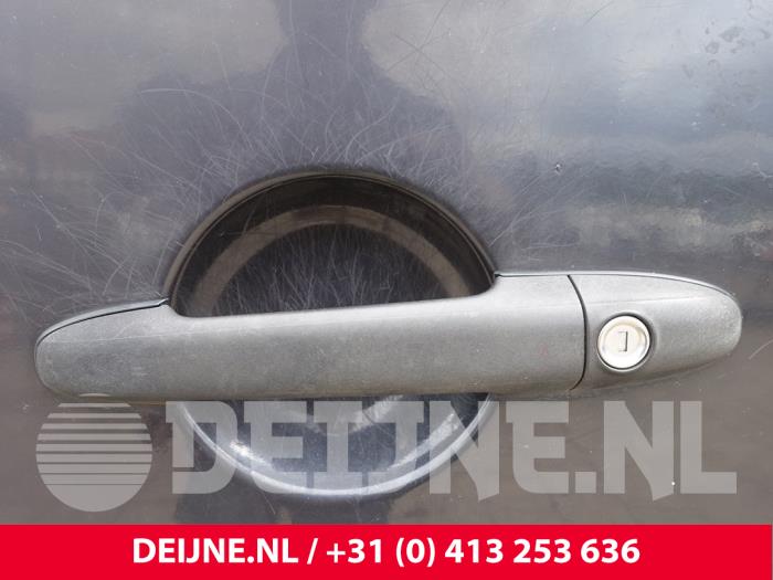 Mercedes Sprinter Portiergreep 2Deurs links O219311