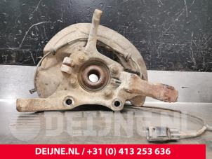 Volvo V70 Knuckle, front left O219338 photo 2