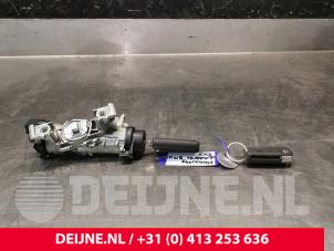 Volkswagen Caddy Ignition lock + key O219356 photo 2