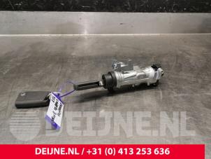 Gebruikte Kontaktslot + Sleutel Volkswagen Caddy Cargo V (SBA/SBH) 2.0 TDI BlueMotionTechnology Prijs € 90,75 Inclusief btw aangeboden door van Deijne Onderdelen Uden B.V.