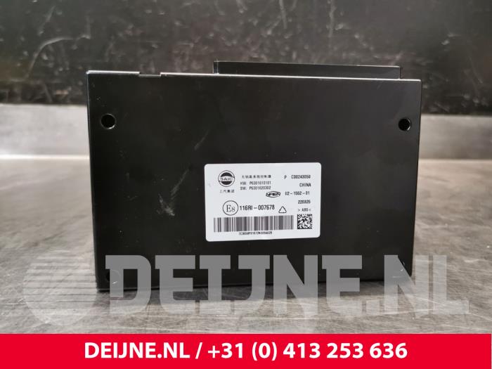 Gebruikte Keyless vehicle module Maxus eDeliver 9 72/89 kWh Prijs € 121,00 Inclusief btw aangeboden door van Deijne Onderdelen Uden B.V.