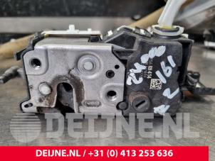 Citroen Berlingo Sliding door lock mechanism, right O219436 photo 3