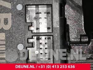 Mercedes Vito Fenstermechanik 2-türig rechts vorne O219526 foto 3