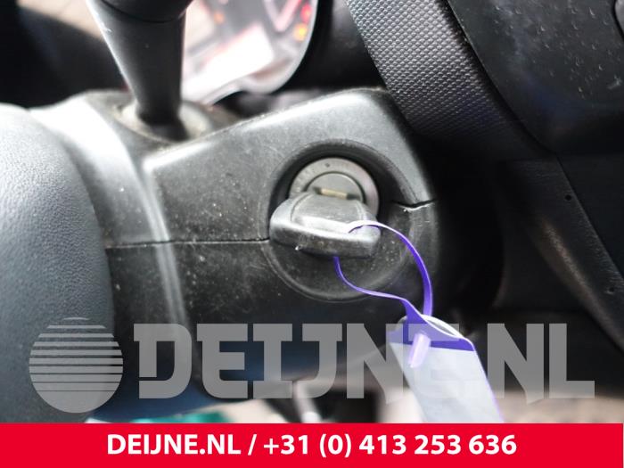 Opel Combo Zündschloss+Schlüssel O219717