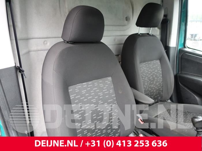 Opel Combo Sicherheitsgurt rechts vorne O219740