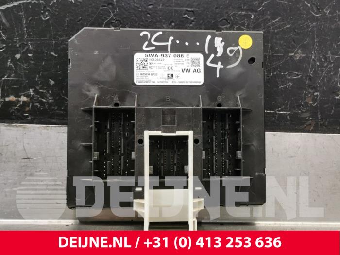 Gebruikte Bodycontrol Module Volkswagen Caddy Cargo V (SBA/SBH) 2.0 TDI BlueMotionTechnology Prijs € 181,50 Inclusief btw aangeboden door van Deijne Onderdelen Uden B.V.
