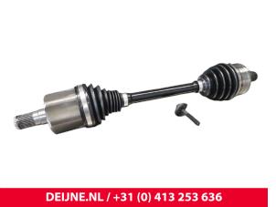 Nieuwe Aandrijfas links-voor Volvo XC90 Prijs € 145,20 Inclusief btw aangeboden door van Deijne Onderdelen Uden B.V.