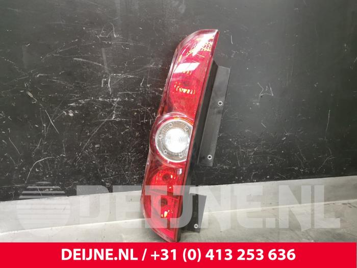 Fiat Doblo Rücklicht links O219817