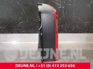 Mercedes Vito Achterlicht rechts O9990002231 foto 3