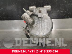 Peugeot Expert Air conditioning pump O220041 photo 3