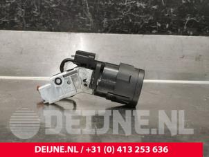 Peugeot Expert Ignition lock + key O220062 photo 2