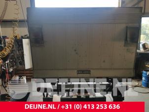 Gebruikte Laadklep Renault Master III (EV/HV/UV/VA/VB/VD/VF/VG/VJ) 2.3 dCi 165 16V FWD Prijs € 1.331,00 Inclusief btw aangeboden door van Deijne Onderdelen Uden B.V.