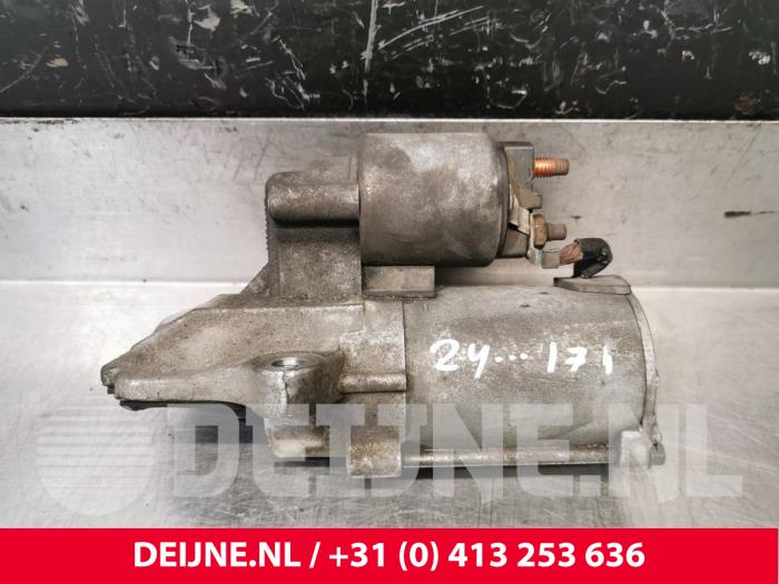 Gebruikte Startmotor Volvo V70 (BW) 2.0 16V Flexifuel Prijs € 50,00 Margeregeling aangeboden door van Deijne Onderdelen Uden B.V.