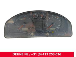 Gebruikte Kilometerteller KM Volkswagen Transporter T5 2.5 TDi Prijs € 169,40 Inclusief btw aangeboden door van Deijne Onderdelen Uden B.V.