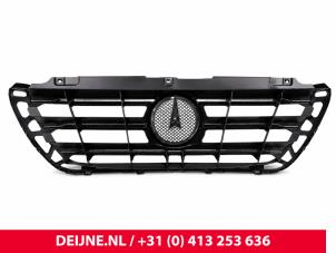 Mercedes Sprinter Grille O9990002132 foto 2